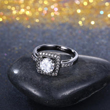 Swarovski Pav'e Halo Shaped Ring in Black Gun Plating