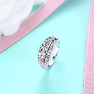Three Row Lining Swarovski Elements Ring Set in Gold