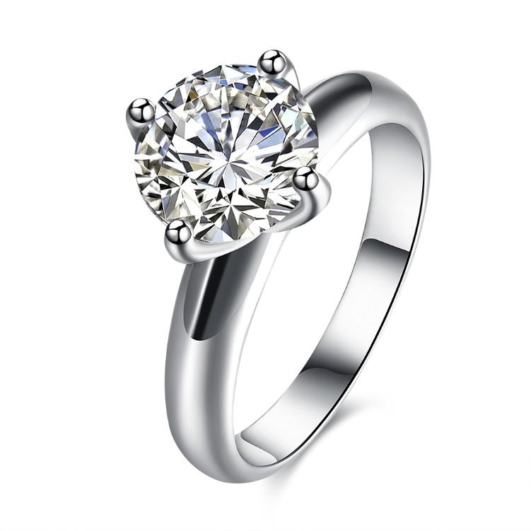 Single Solitaire Princess Cut Engagement Ring Set in White Gold